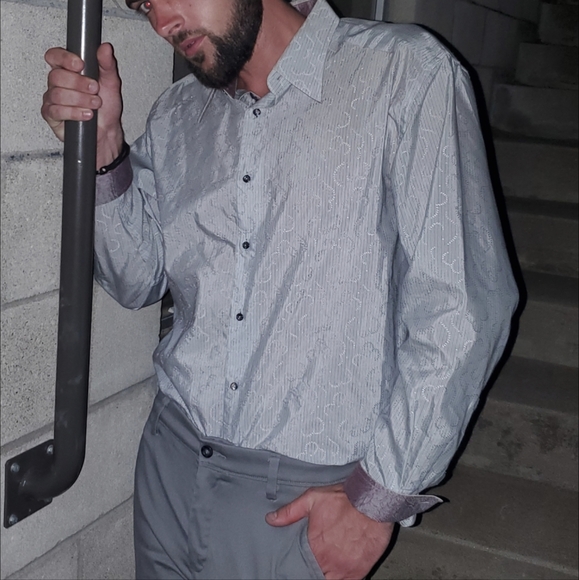 Rare Robert Graham dress shirt - Picture 2 of 7